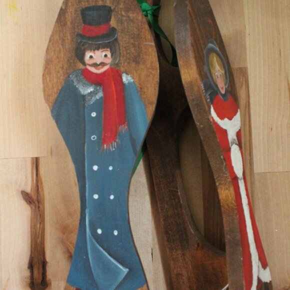 Hand Painted Wood Skates with Couple - Picture 1 of 2